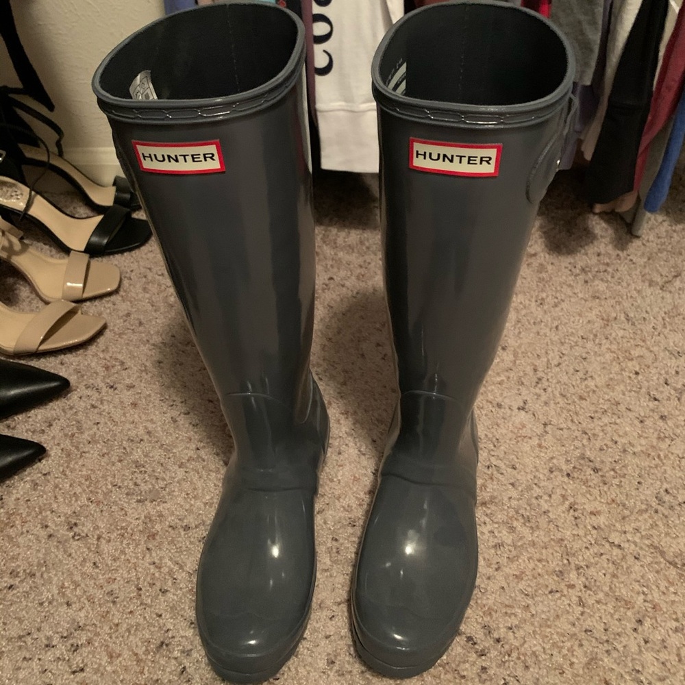 Hunter rainboots size 5